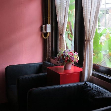 Non House Bangkok บ้านนอนโฮสเทล Exterior foto