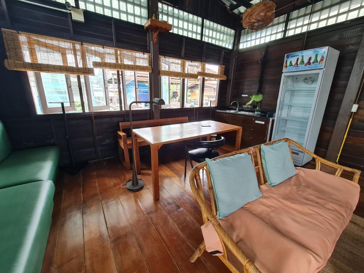 Non House Bangkok บ้านนอนโฮสเทล Exterior foto